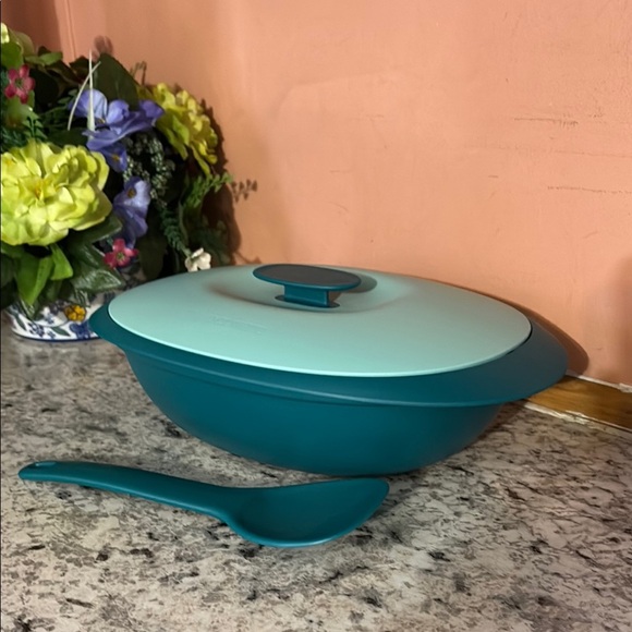 Tupperware Essencial rise Teal and Light Blue Kitchen Bowl Set - Picture 1 of 5